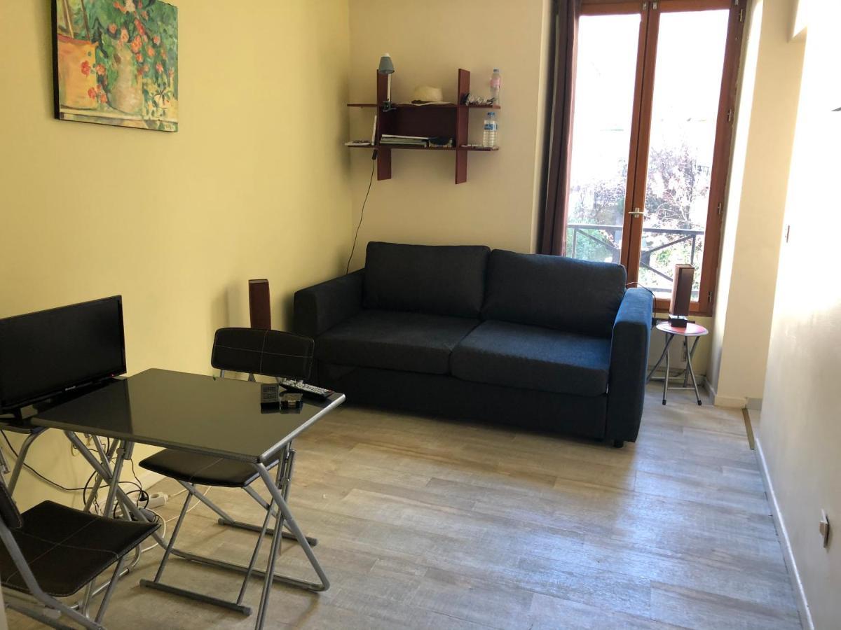 23 Rue De La Chapelle Leilighet Paris Eksteriør bilde